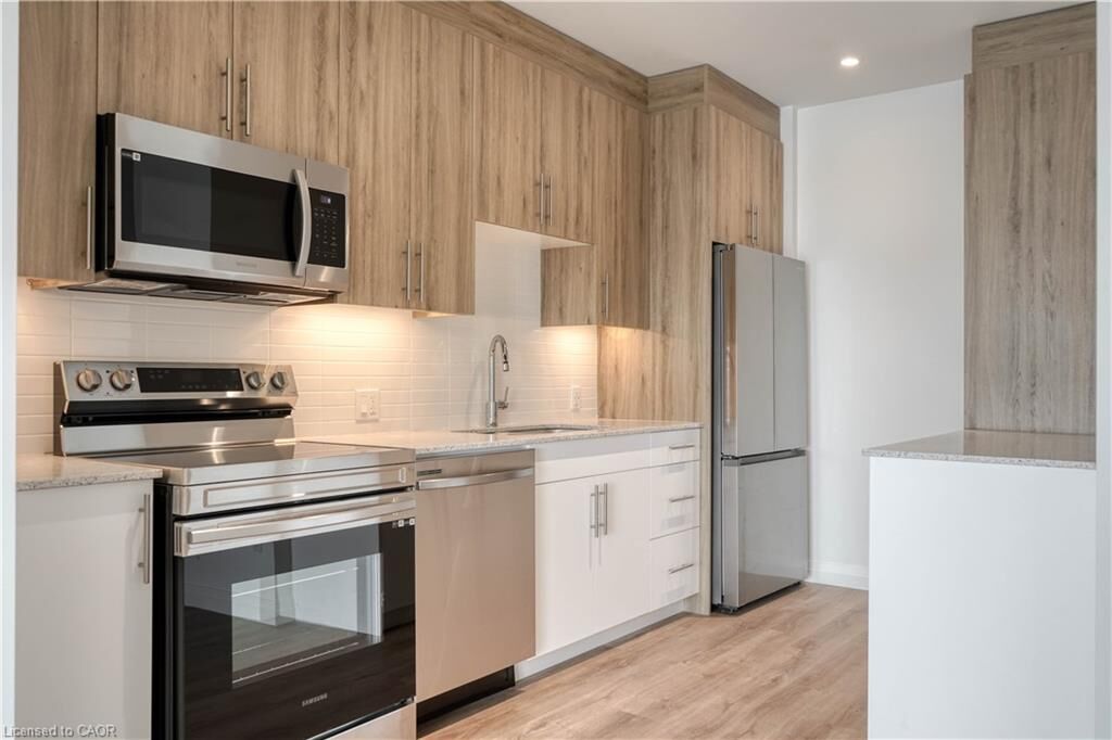 Property Photo:  525 New Dundee Road 222  ON N2P 0K8 