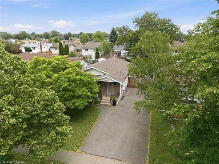 Property Photo: 7996 Paddock Trail ON L2H 1X2