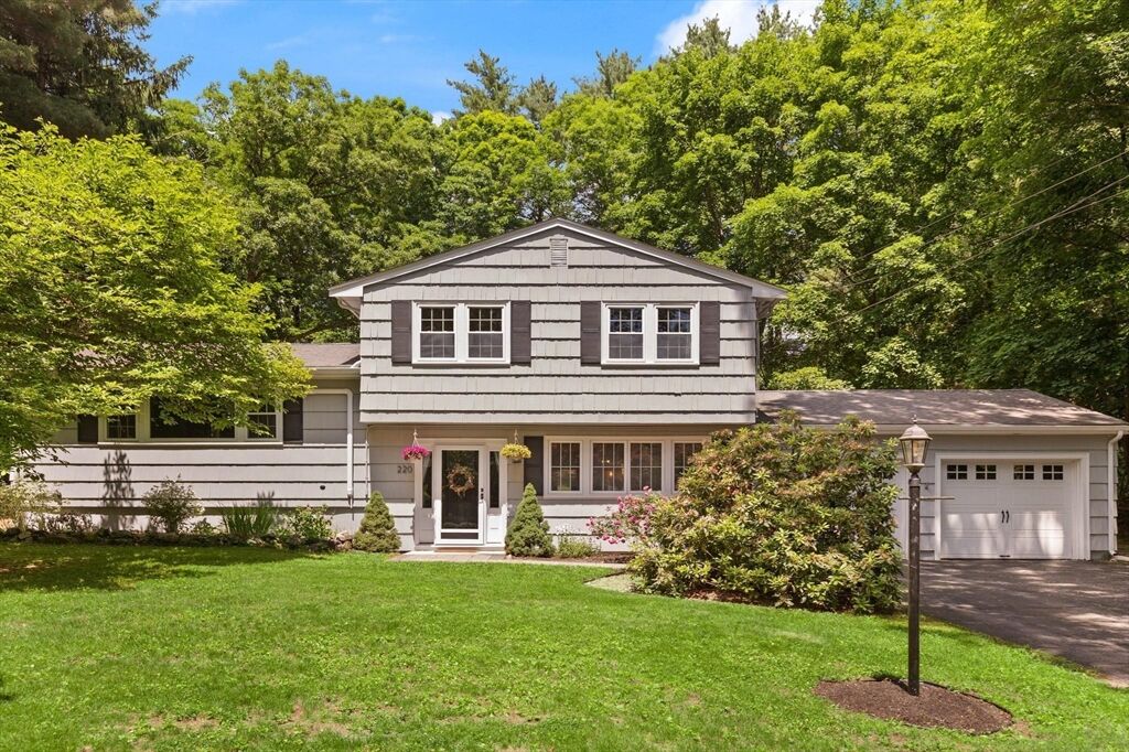 Property Photo:  220 Old Lancaster Rd  MA 01776 