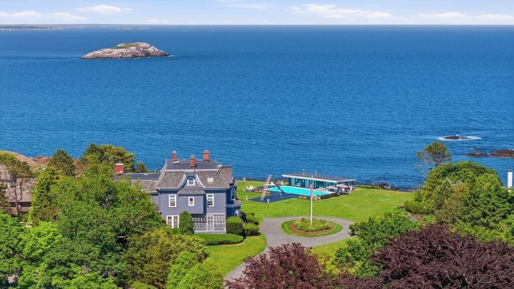 Property Photo:  374 Nahant Road  MA 01908 