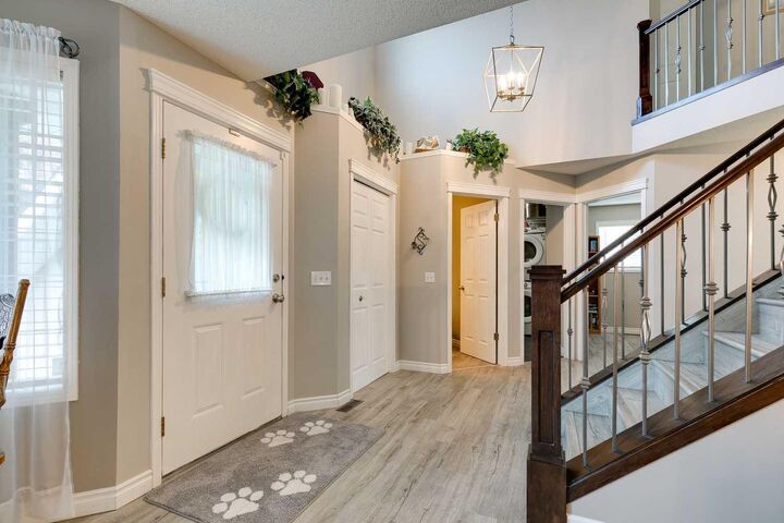 Property Photo:  274 Mt Assiniboine Place SE  AB T2Z 2N5 