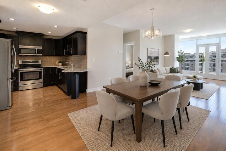 Property Photo:  16 Varsity Estates Circle NW 810  AB T3A 2C5 