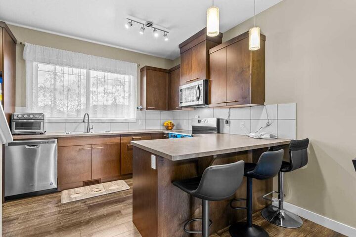Property Photo:  1667 Symons Valley Parkway NW  AB T3P 0R9 