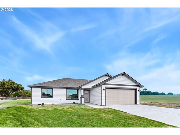 Property Photo: 235 SW Goldfinch OR 97818