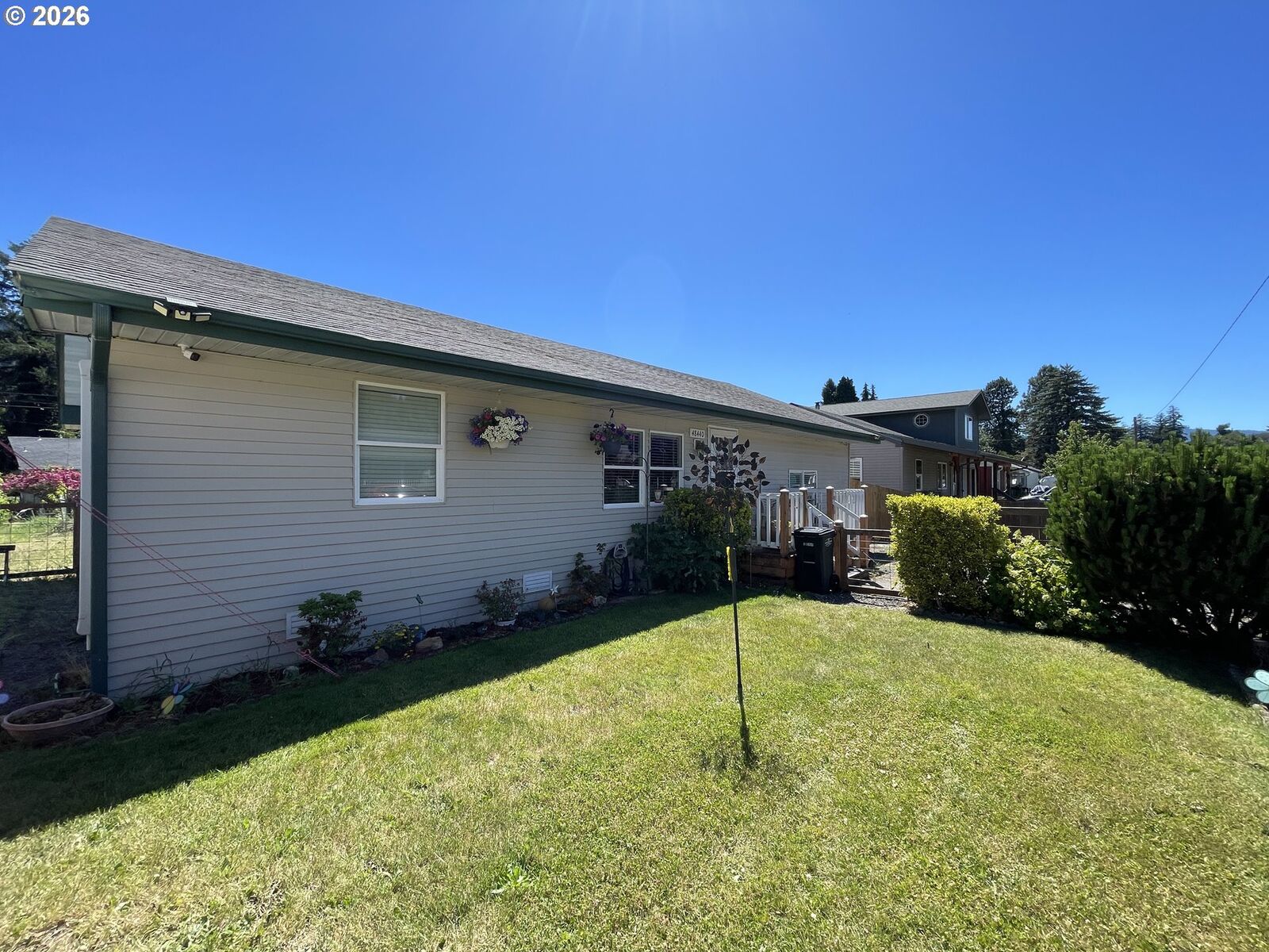 Property Photo:  48440 Jasper Dr  OR 97463 