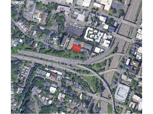 Property Photo:  1541 SW Market St  OR 97201 