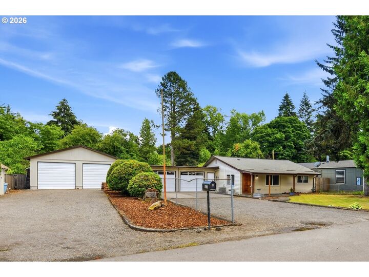 Property Photo:  4411 NE 12th Ave  WA 98663 
