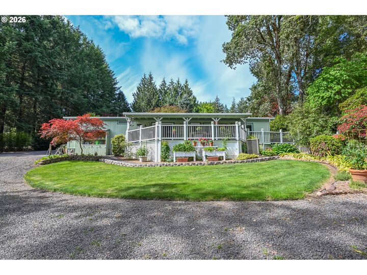 Property Photo: 266 Riverwood Ln OR 97462