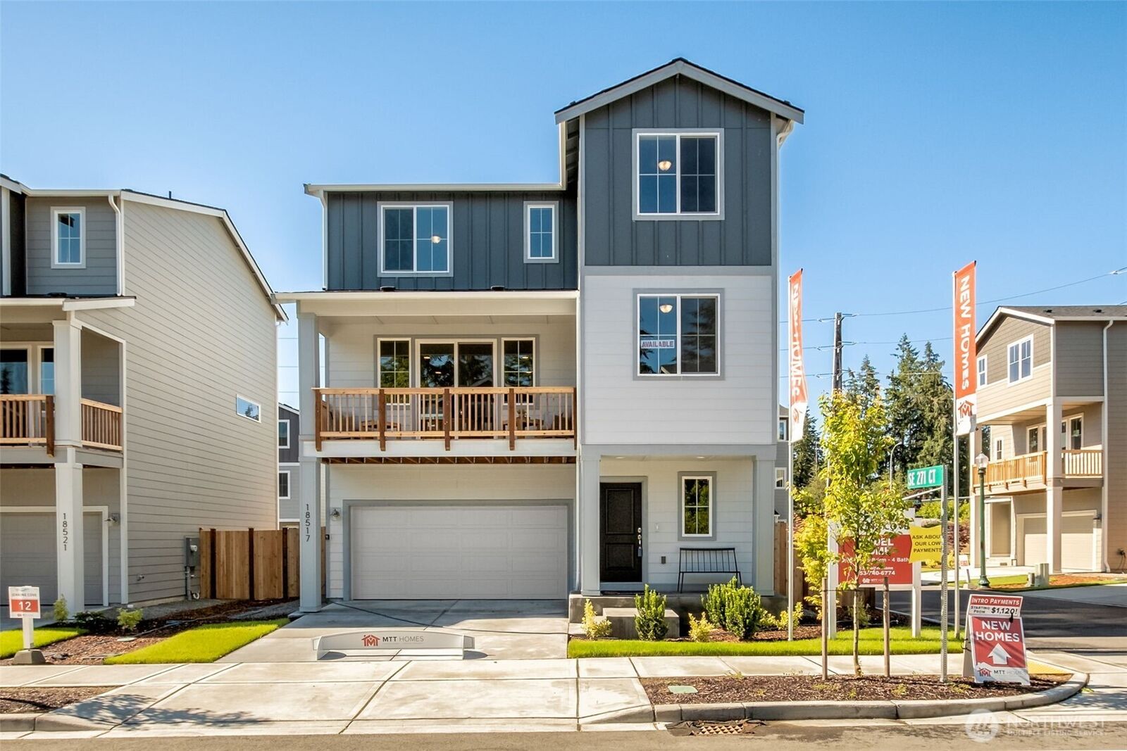 Property Photo:  18517 SE 271st Place  WA 98042 
