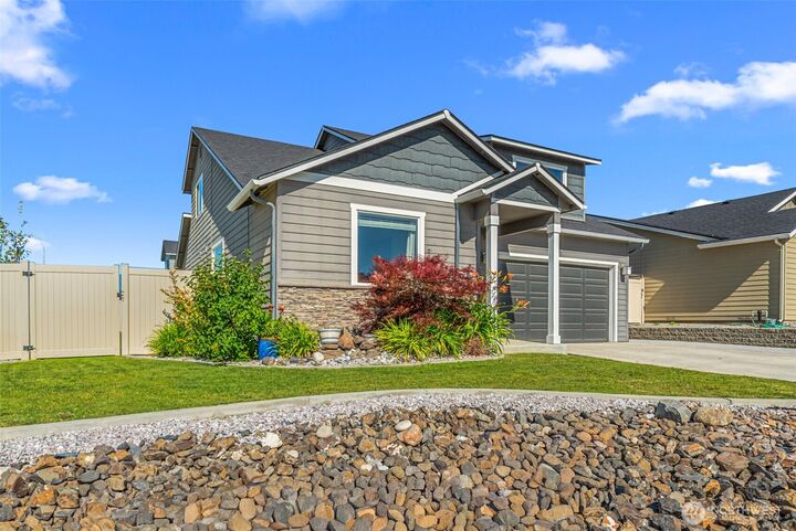 Property Photo: 284 S Nevada Avenue WA 98802