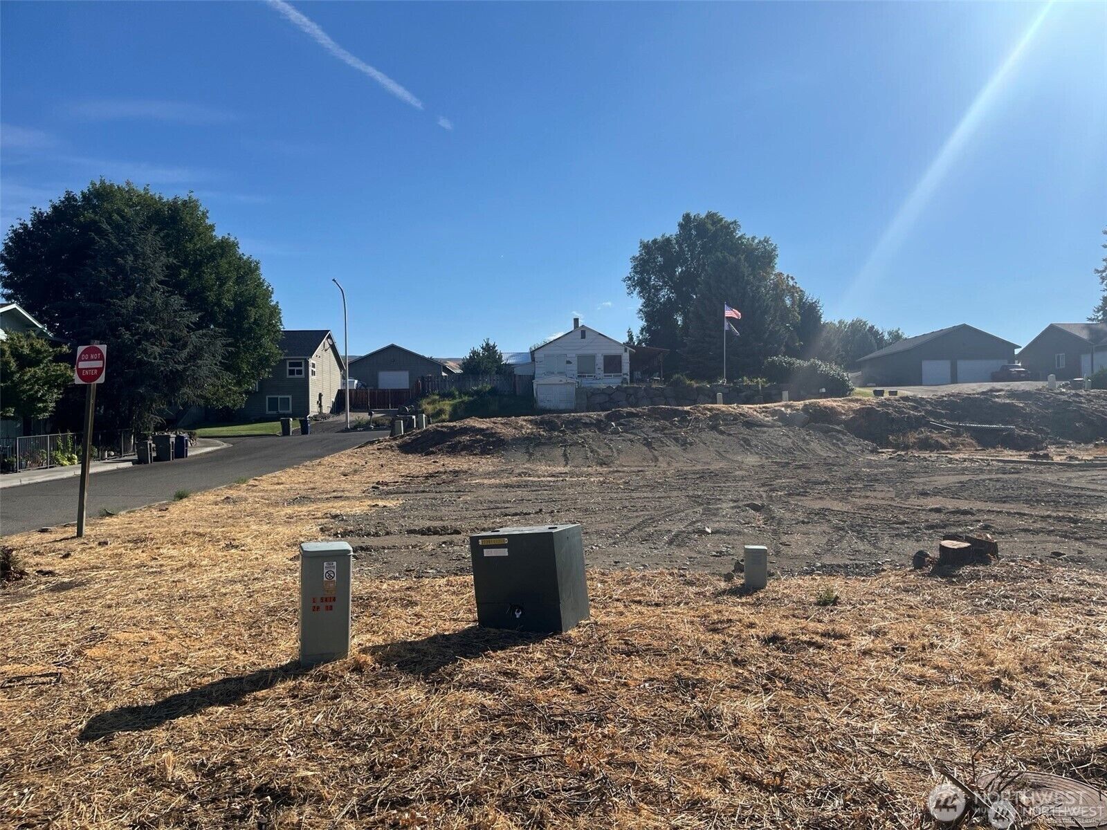 Property Photo: 1066 Corum Circle WA 98802