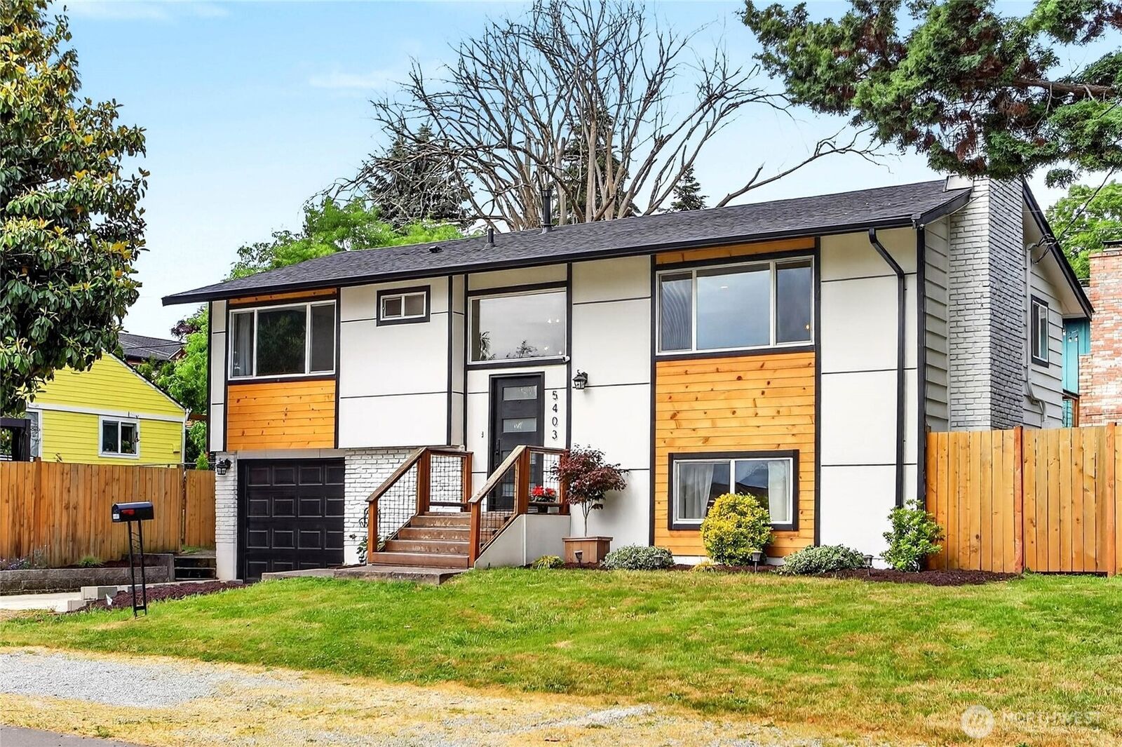 Property Photo:  5403  34th Avenue SW  WA 98126 