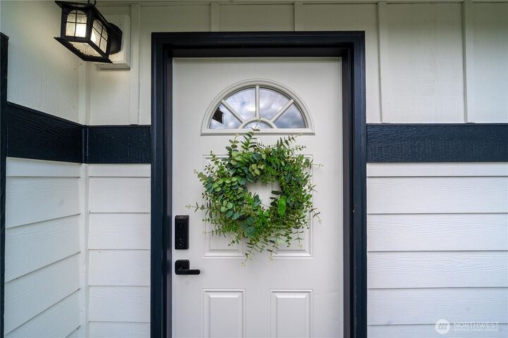 Property Photo: 17416 SE 266th Place WA 98042