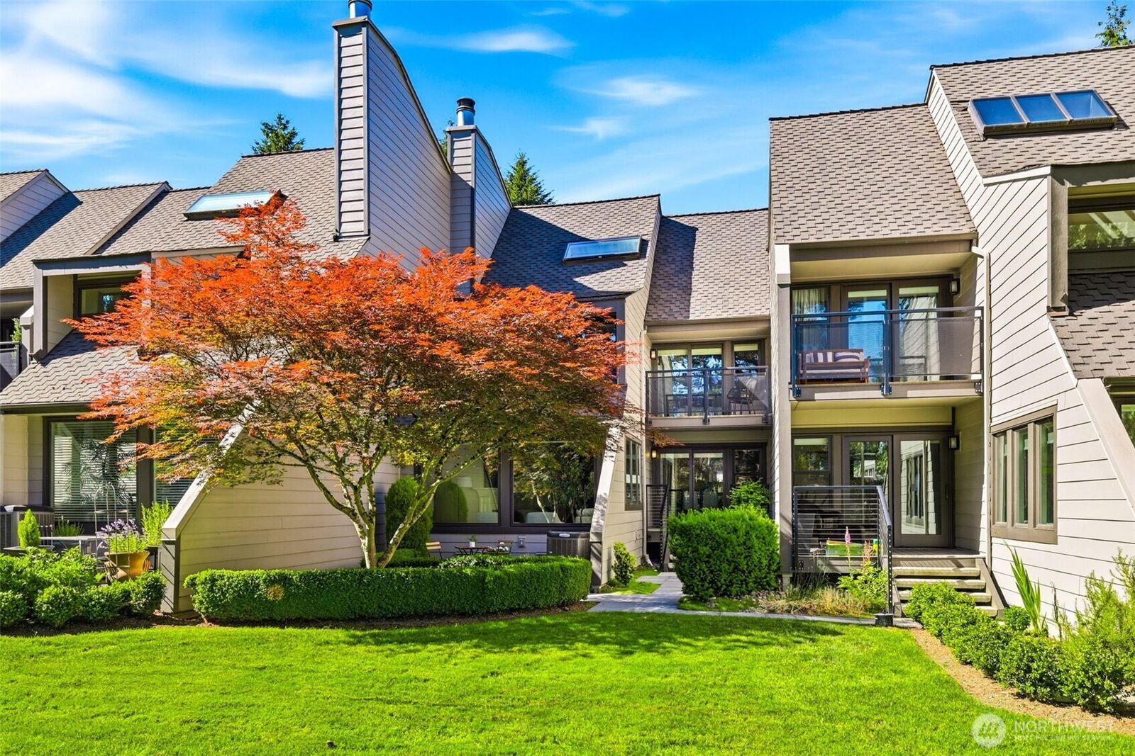 Property Photo:  10327 NE 19th Place  WA 98004 