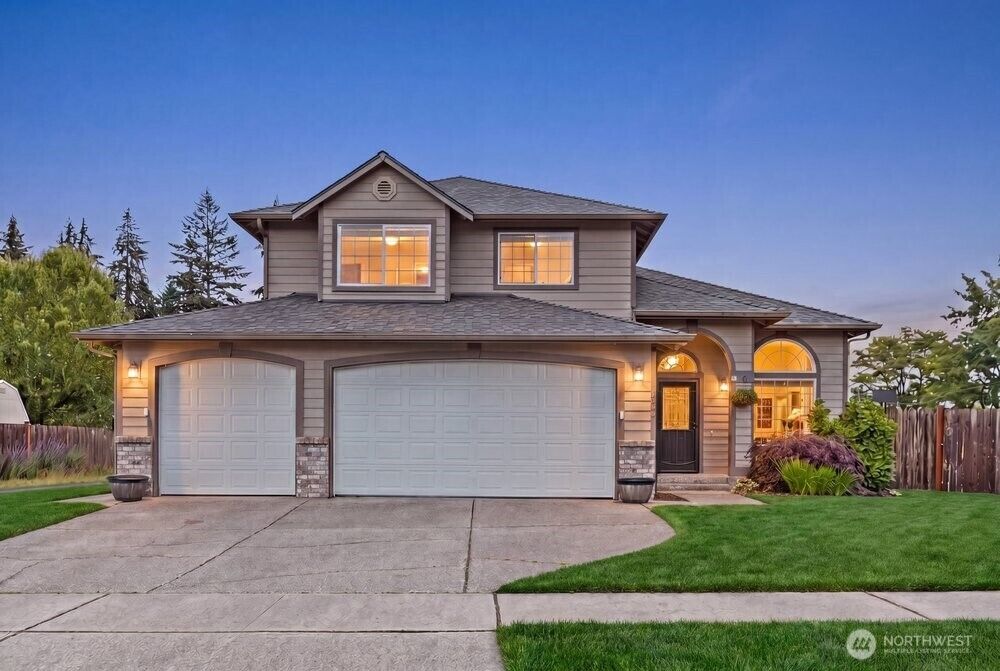 Property Photo: 18811 46th Avenue NE WA 98223