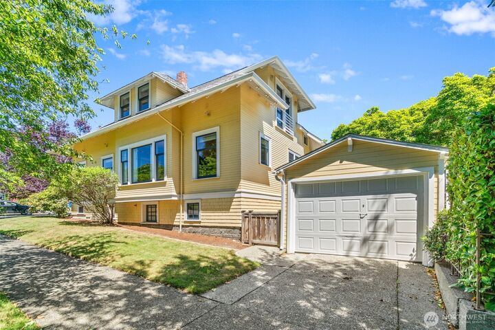 Property Photo: 943 NW 60th Street WA 98107