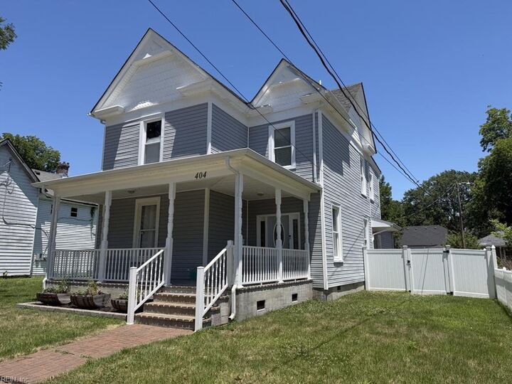 Property Photo: 404 Clay St VA 23851