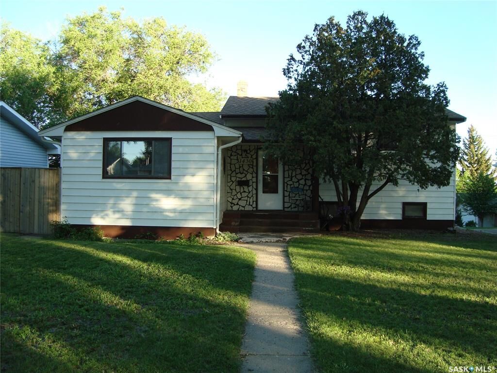 Photo de la propriété: 1430 Taylor Drive SK S9H 1M9