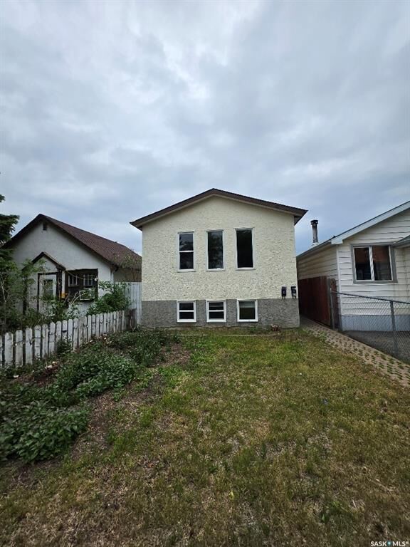515 St John Street — photo 1