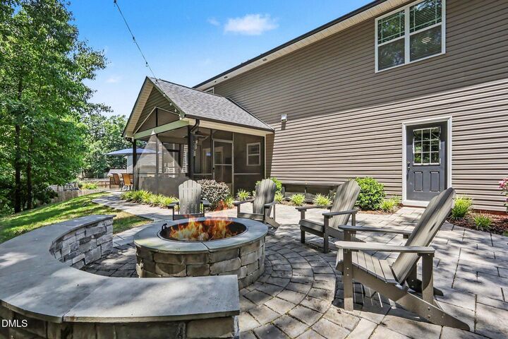 Property Photo: 324 Gwendolyn Way NC 27526