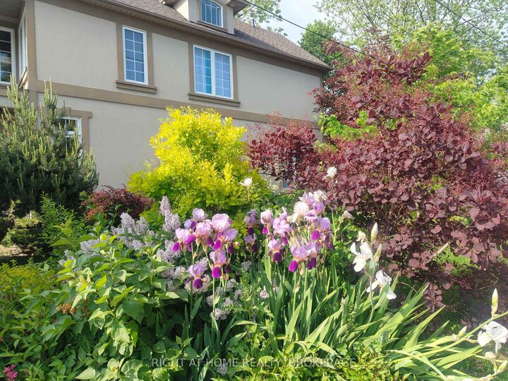 Property Photo: 22 Ursula Avenue ON L2T 1T1