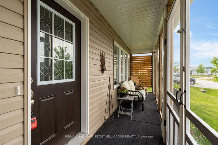 Property Photo: 5 Sophie Lane ON L3V 8J9