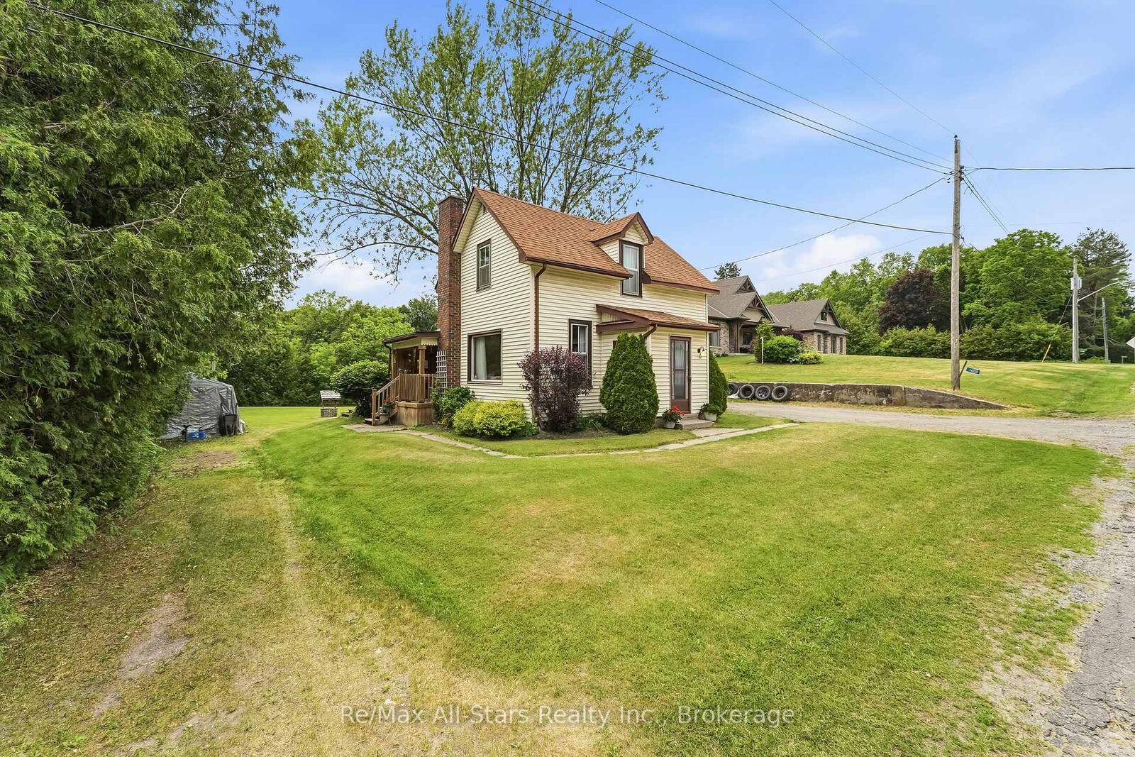 Property Photo: 14080 Marsh Hill Road ON L9L 1Z2