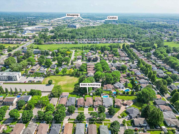 Property Photo: 6444 Armstrong Drive ON L2H 2M1