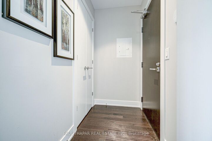 Property Photo: 3018 Yonge Street 1114 ON M4N 0A5