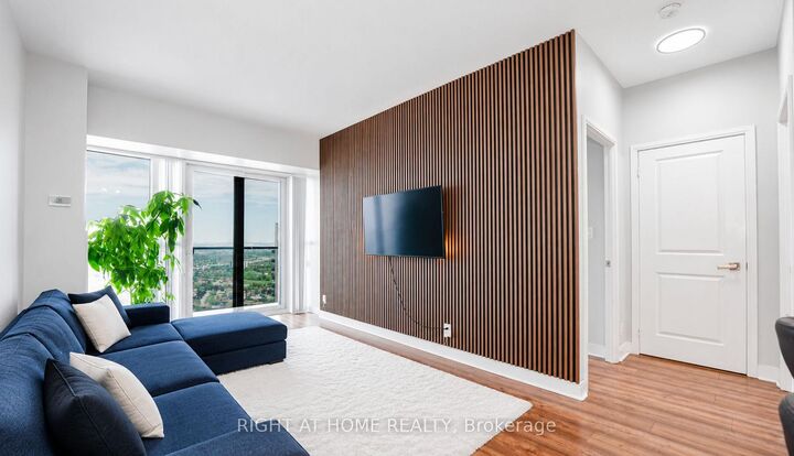Property Photo: 60 Absolute Avenue 3506 ON L4Z 0A9