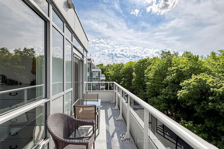 Property Photo: 3121 Sheppard Avenue E 503 ON M1T 0B6