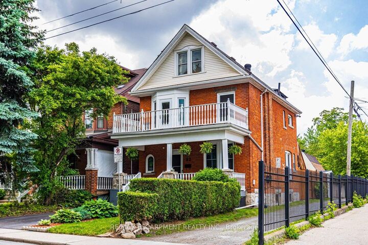82 Burris Street — photo 1