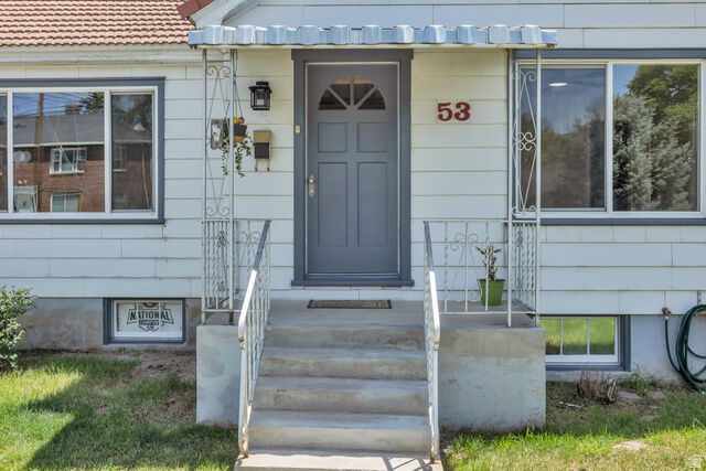 Property Photo: 53 W 400 N UT 84660