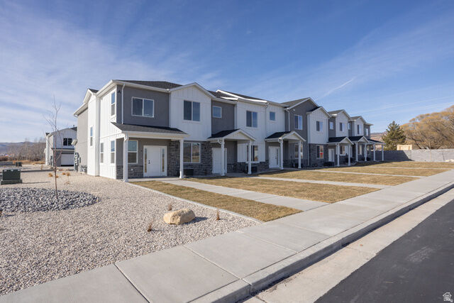 Property Photo: 1198 S Village Ln B1 UT 84701
