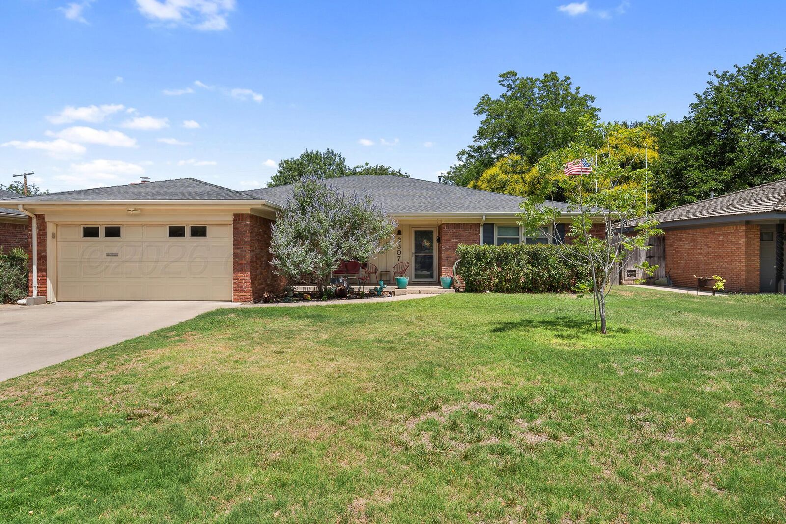 Property Photo: 2307 Larry Street TX 79106-4620