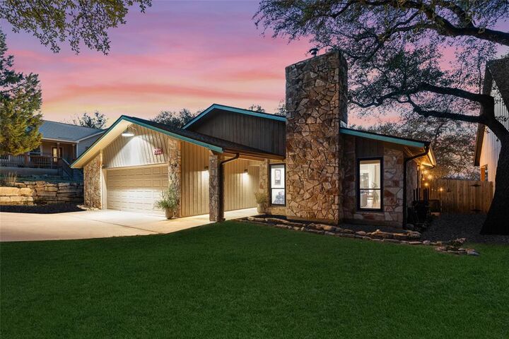 Property Photo: 2210 Red Fox Rd. Road TX 78734