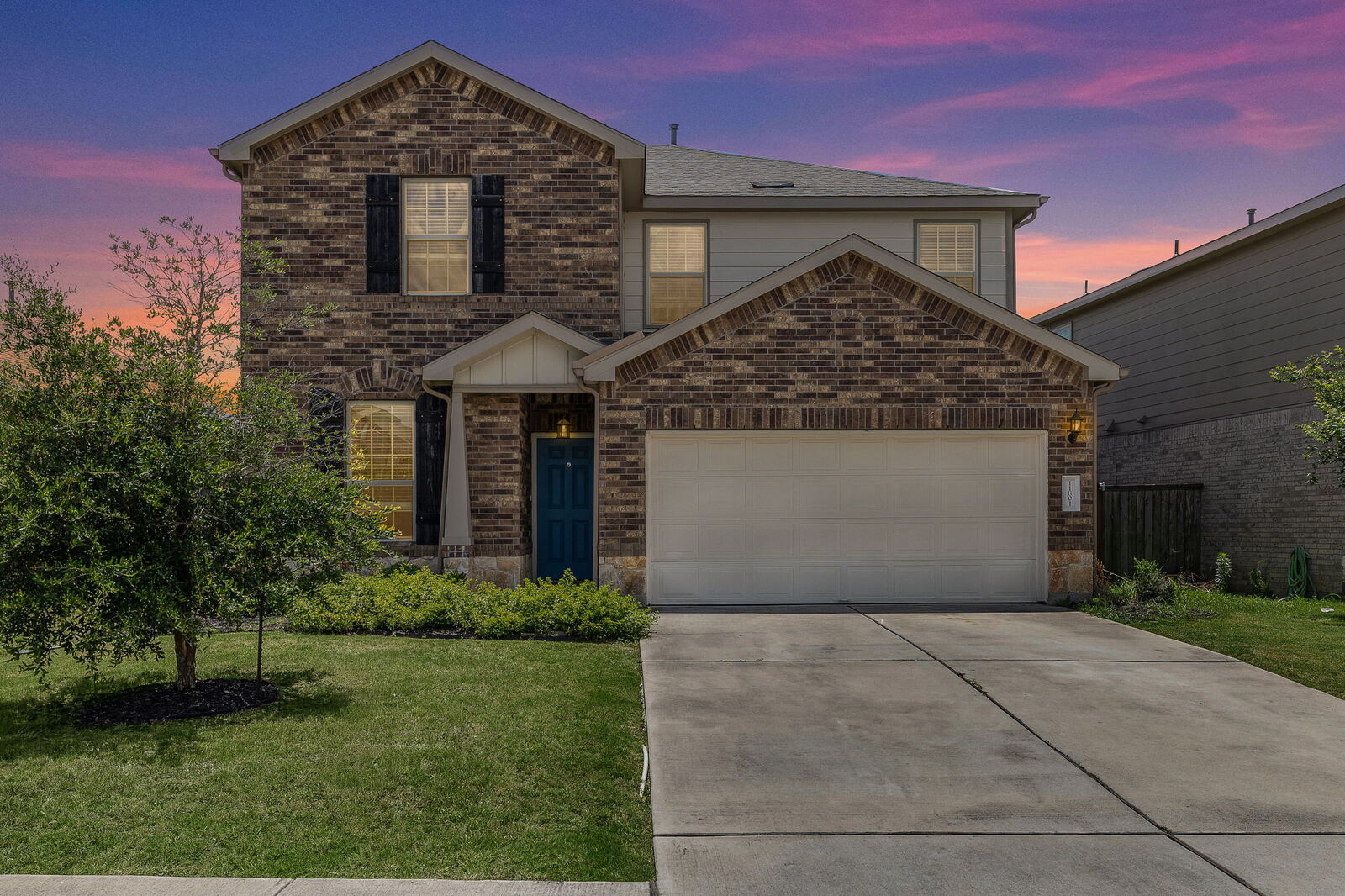Property Photo:  11801 Jackson Falls Way  TX 78653 