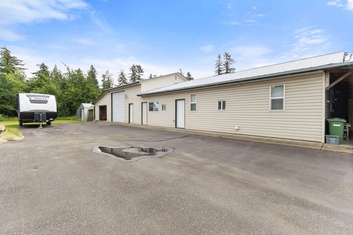 Property Photo: 1446 Townline Road BC V2T 6E1