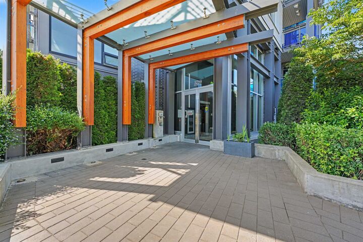 3289 Riverwalk Avenue 604 — photo 1