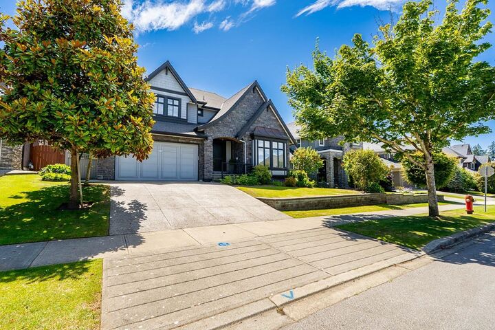 Property Photo: 16100 27A Avenue BC V3S 0T6