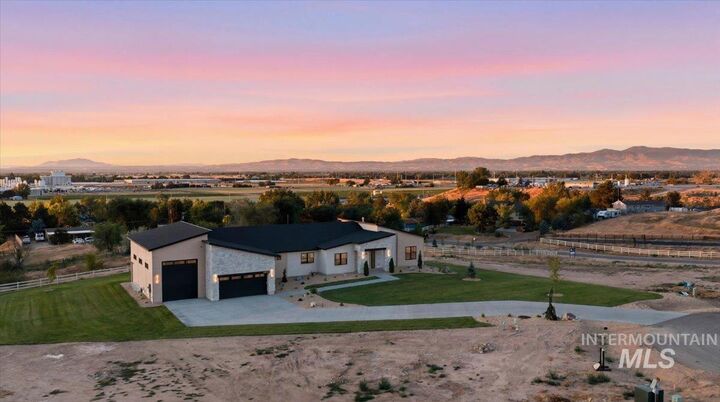 Property Photo:  1011 N 63rd St  ID 83687 