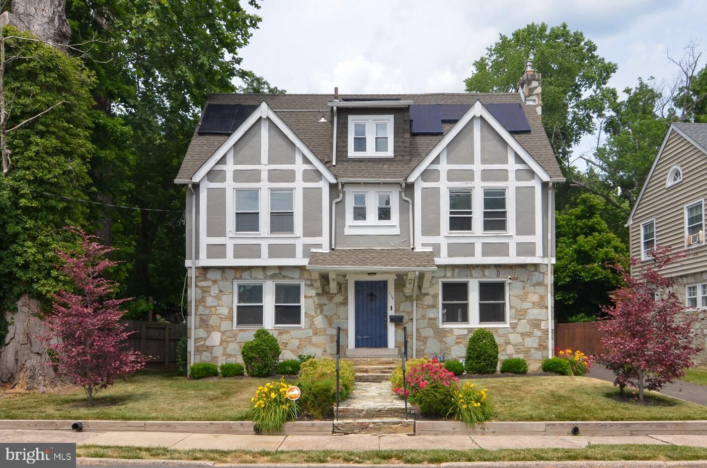 Property Photo:  114 School Lane  NJ 08618 