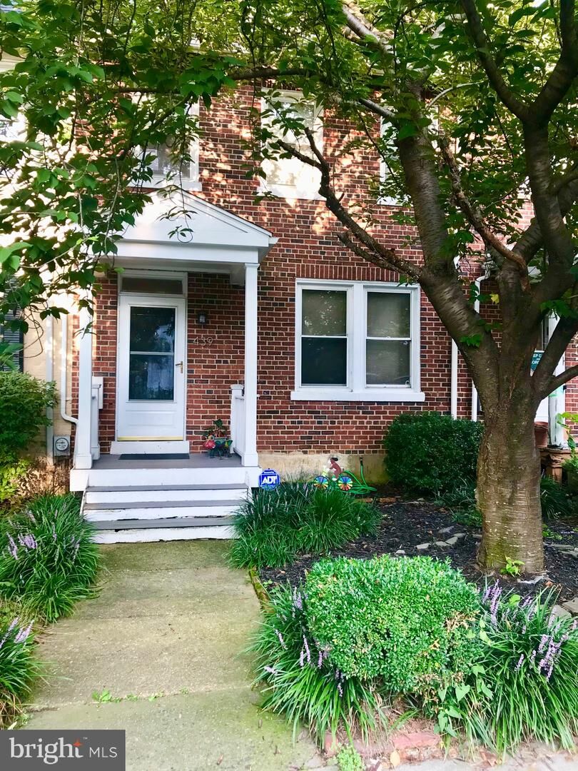 Property Photo:  439 15th Street NE  DC 20002 