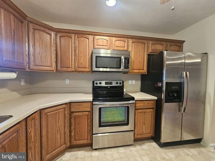 Property Photo:  43475 Windy Way  MD 20636 