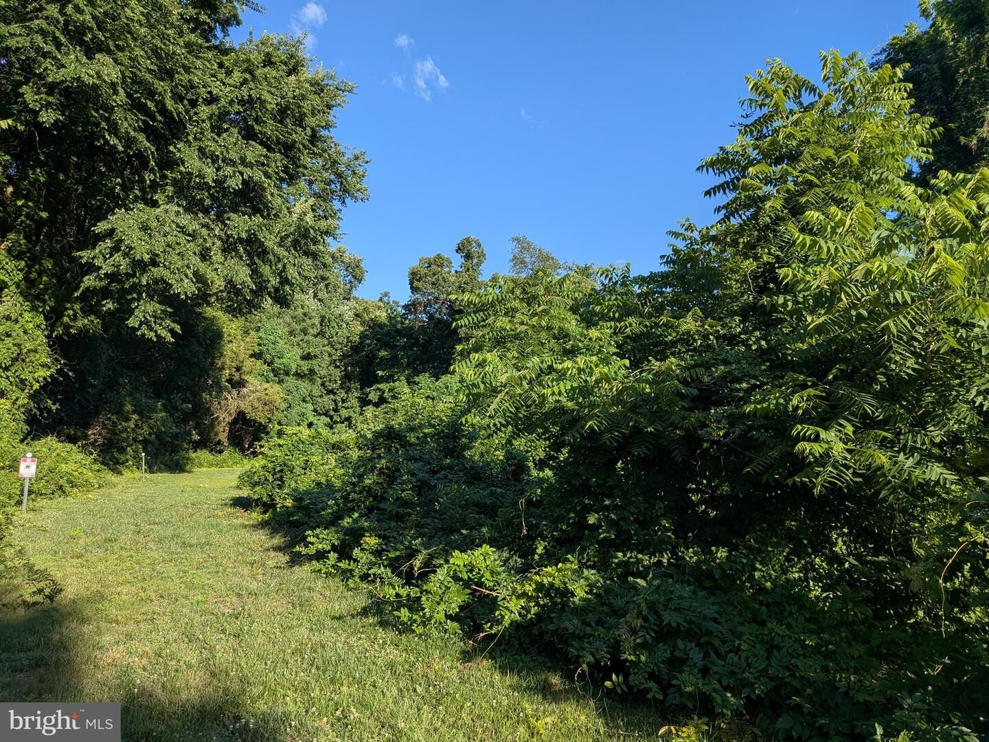 Property Photo:  206 Churchill Way  NJ 08062 