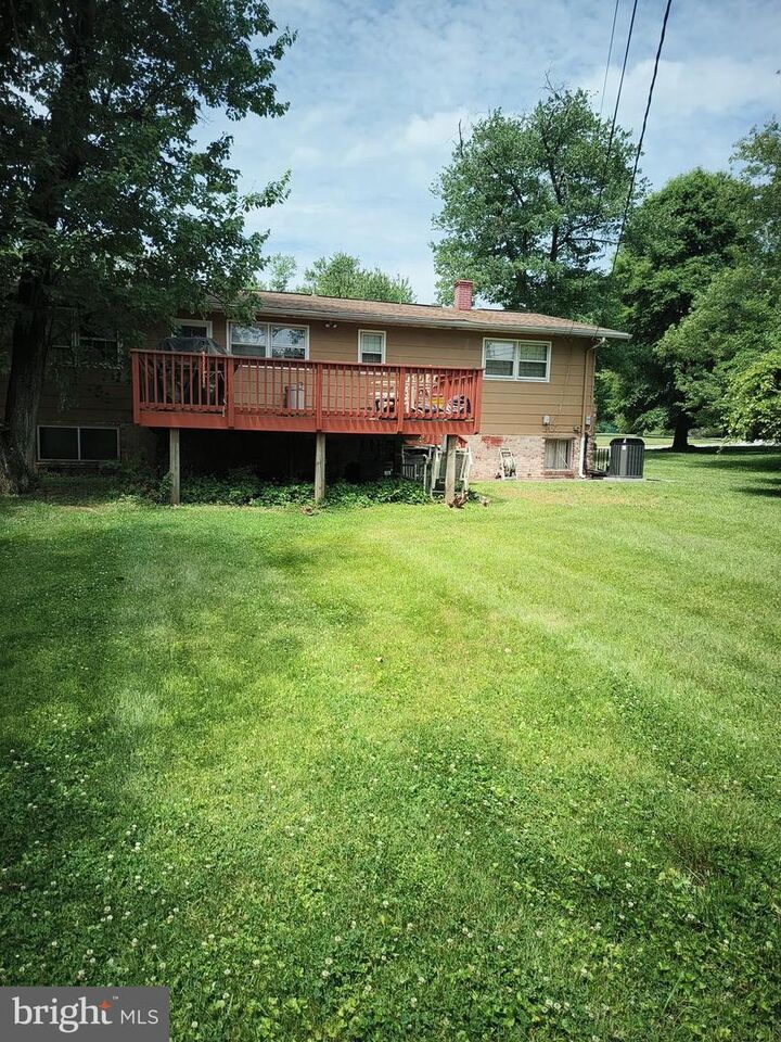 Property Photo: 8820 Flagstone Drive MD 21133