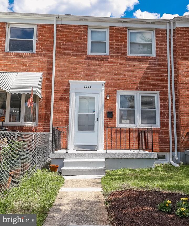 Property Photo: 2224 Graythorn Road MD 21220
