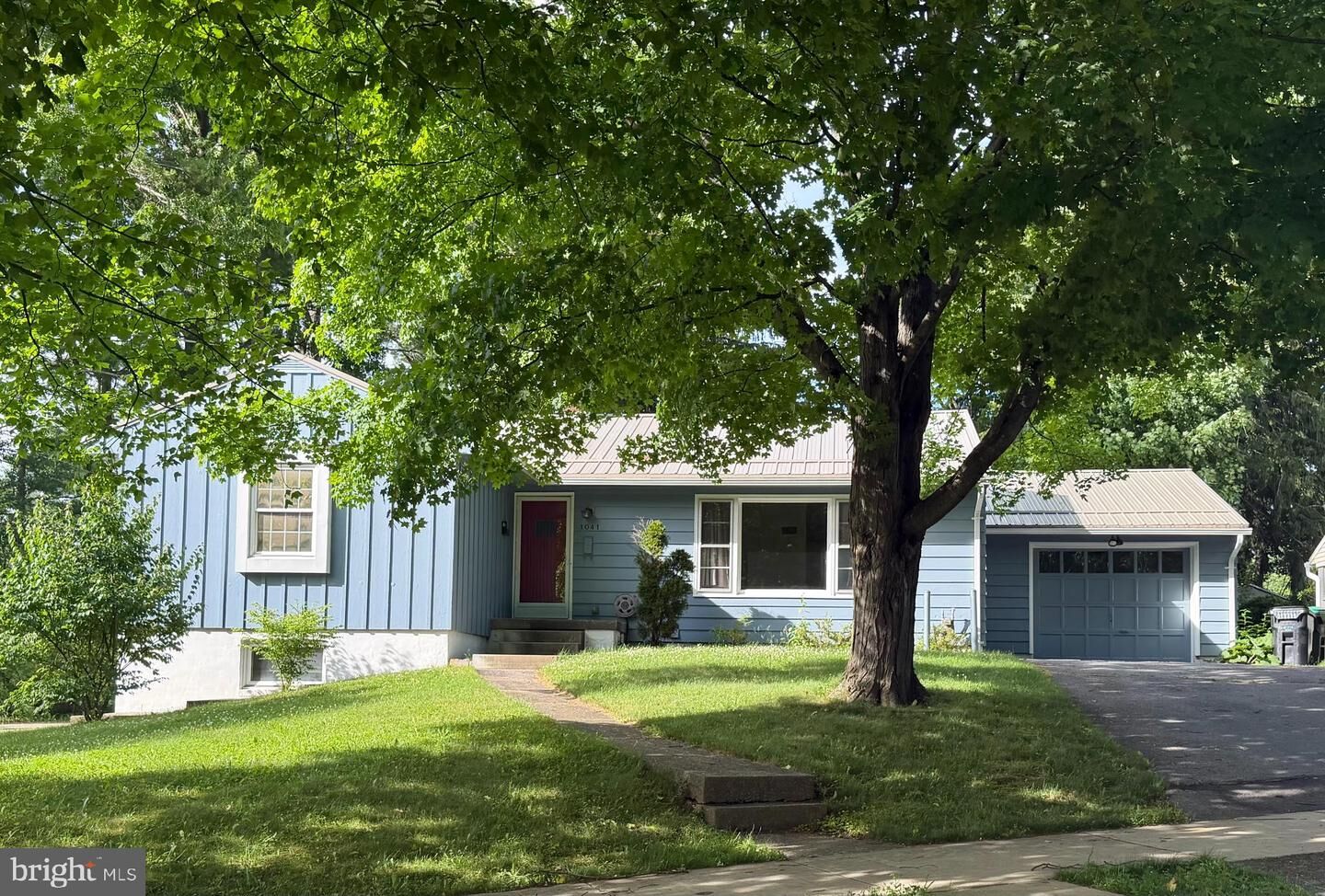 Property Photo: 1041 Taylor Street PA 16803