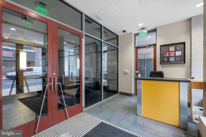 Property Photo: 815 Arch Street 37 218 PA 19107