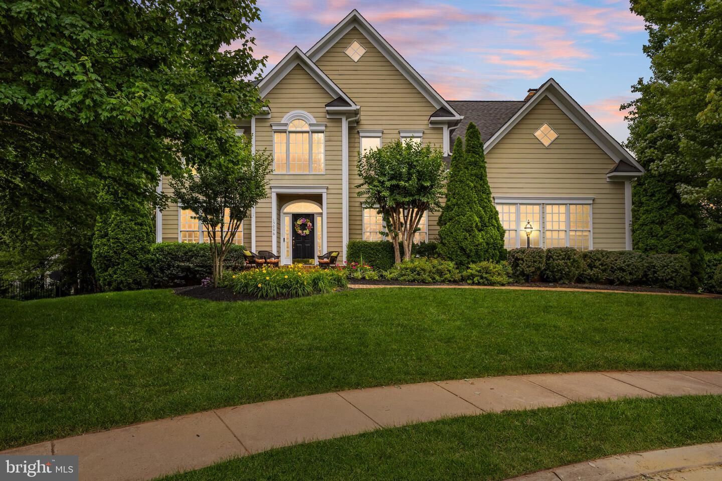 Property Photo:  15006 Ransom Oaks Court  VA 20155 